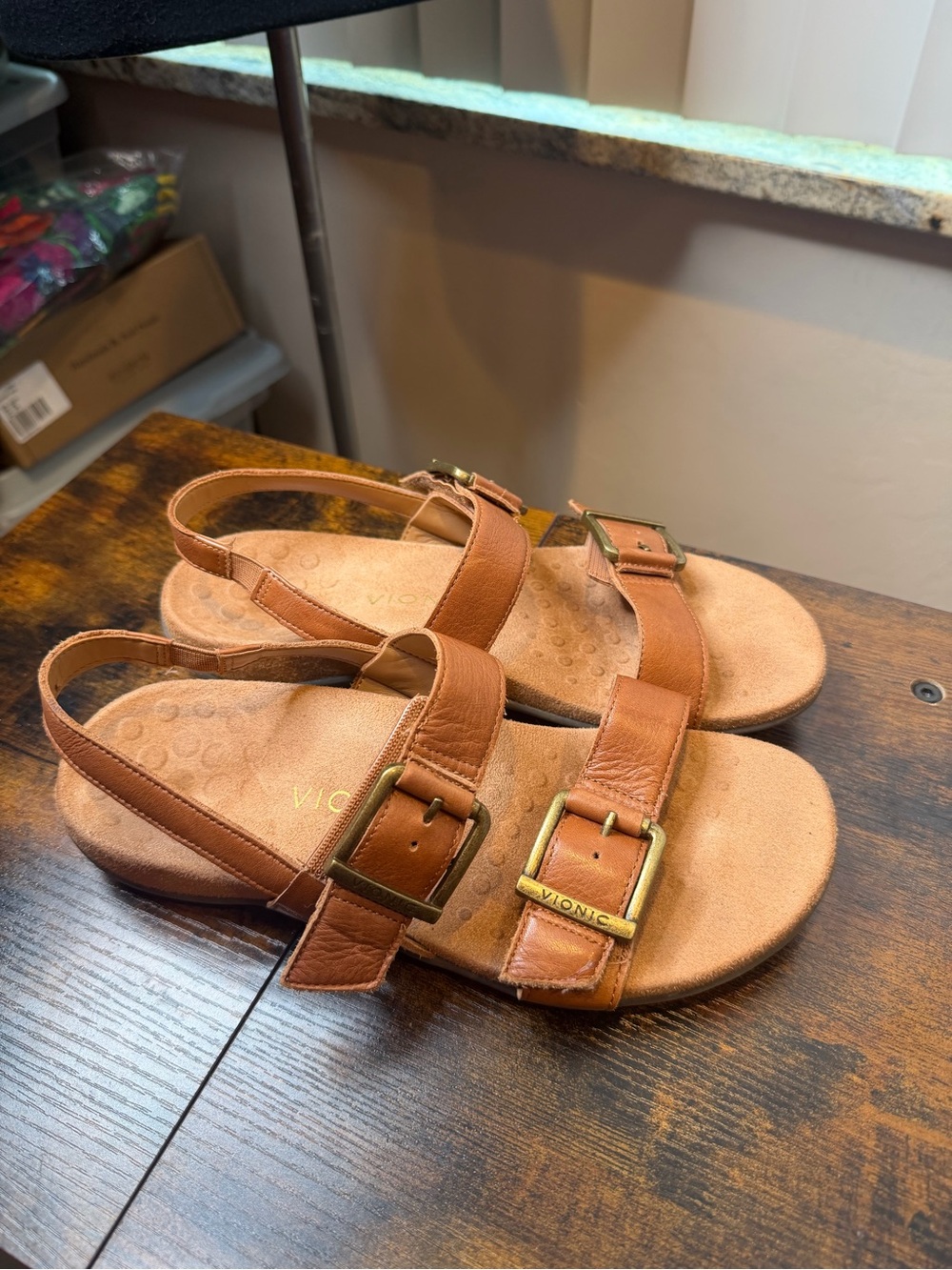Vionic Reese Women's Brown Leather Double-Buckle Slingback Sandals Size 8